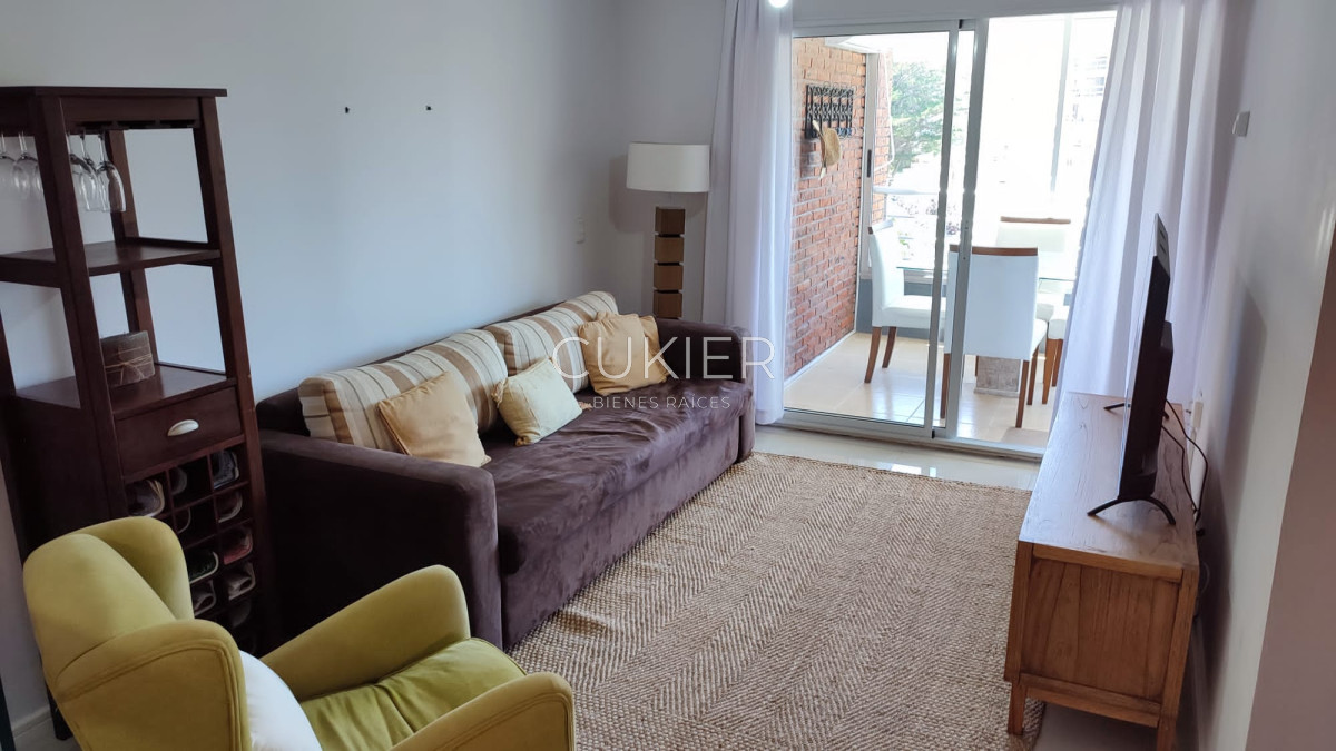 Apartamento ID.2741 - Alquiler temporada apartamento 1 dormitorio penthouse con parrillero propio en Aidy Grill