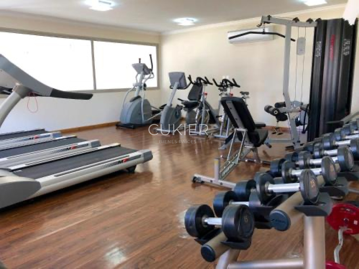 Apartamento ID.1668 - Alquiler anual de apartamento 1 dormitorio en edificio full servicios en Punta del Este 