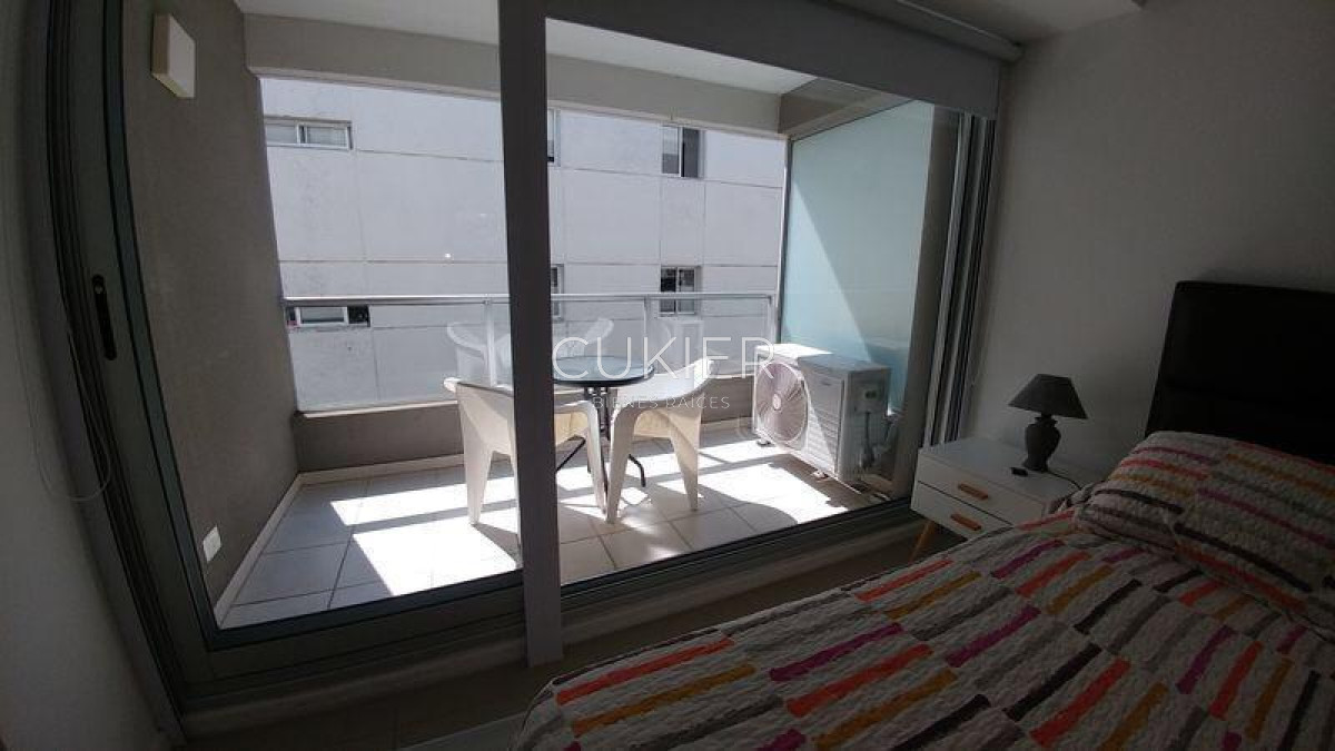 Apartamento ID.3526 - IDEAL RENTA! venta Monoambiente en edificio con servicios en península punta del este 