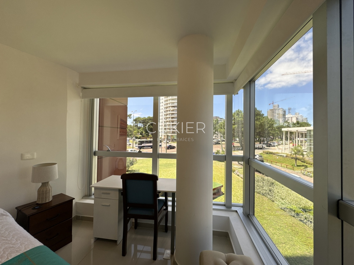 Apartamento ID.3553 - VENDO APARTAMENTO 3 DORMITORIOS EN EDIFICIO CON SERVICIOS ZONA CANTEGRIL