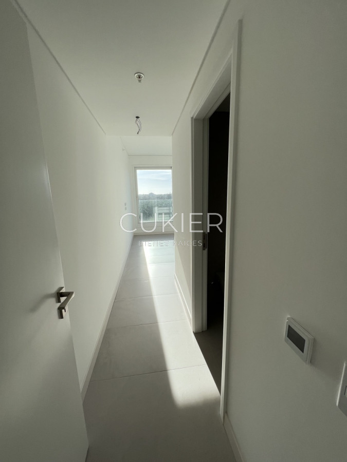 Apartamento ID.701 - Venta apartamento 3 dormitorios en suite en Le Parc III
