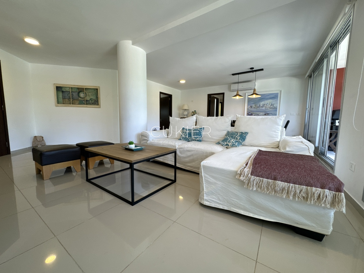 Apartamento ID.3553 - VENDO APARTAMENTO 3 DORMITORIOS EN EDIFICIO CON SERVICIOS ZONA CANTEGRIL