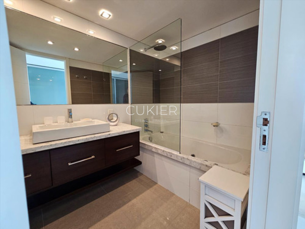 Apartamento ID.4608 - Venta, Penthouse 3 Dormitorios En Suite En Brava Lobos