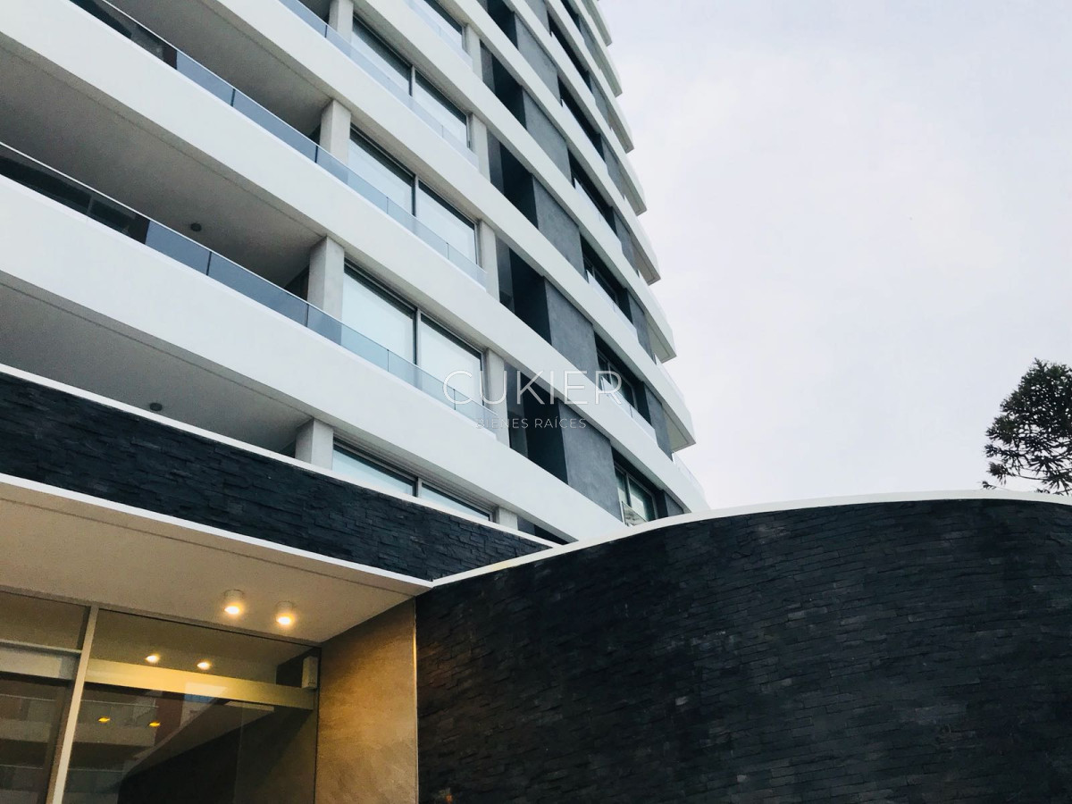 Apartamento ID.1433 - Alquiler invernal apartamento 3 dormitorios en Aidy grill edificio con servicios 