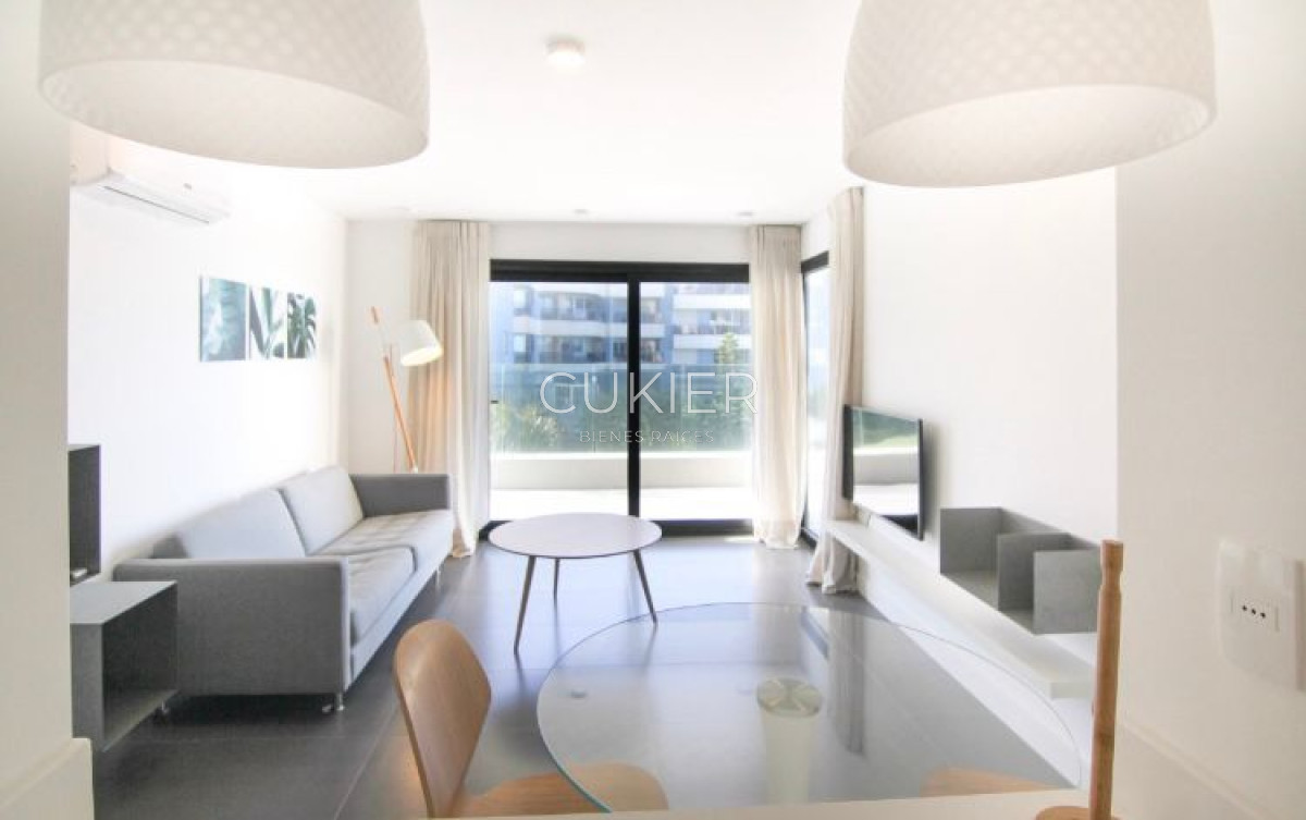 Apartamento ID.1954 - Alquiler invernal en edificio Bonaire, 2 dormitorios, 2 baños.