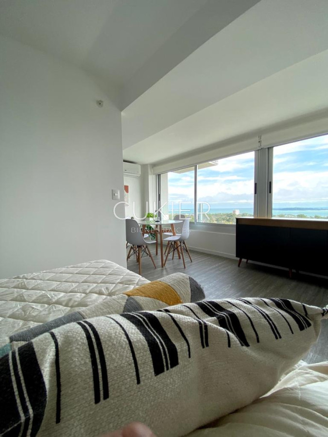 Apartamento ID.1235 - Alquiler Anual apartamento 1 dormitorio en Roosevelt Punta del Este