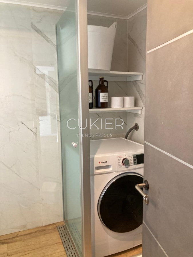 Apartamento ID.1305 - Alquiler temporada apartamento 3 dormitorios en primera linea frente al mar Playa Mansa Punta del Este