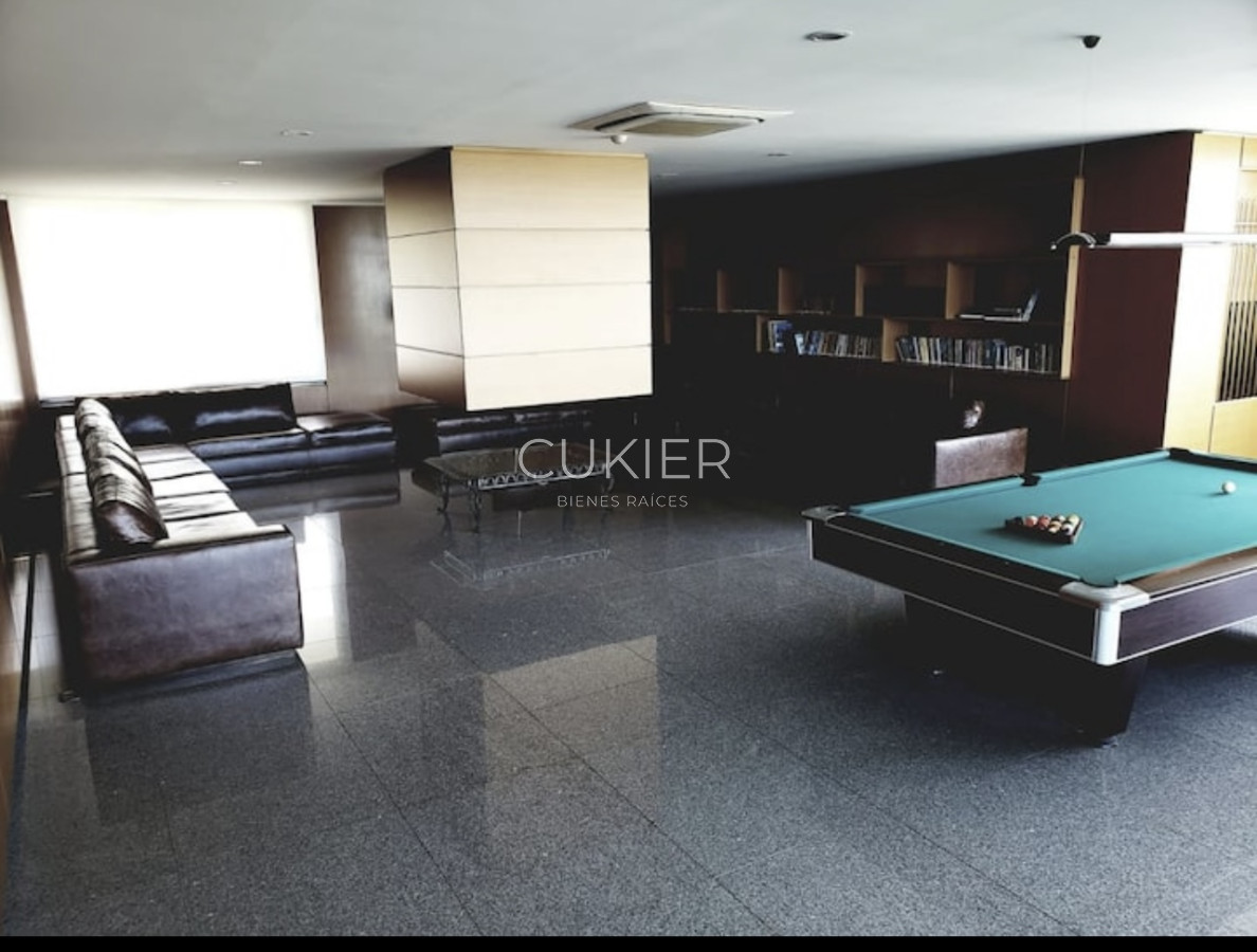 Apartamento ID.4121 - Venta de apartamento 1 dormitorio en primera linea mansa edificio Sea Breezes