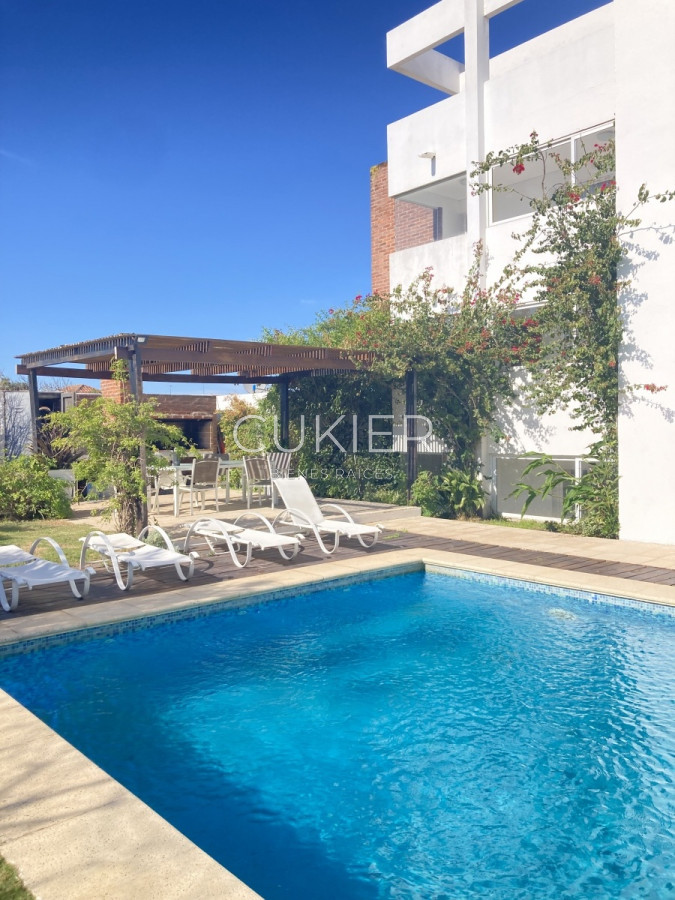 Apartamento ID.1785 - Venta de apartamento 2 dormitorios en primera linea playa mansa 