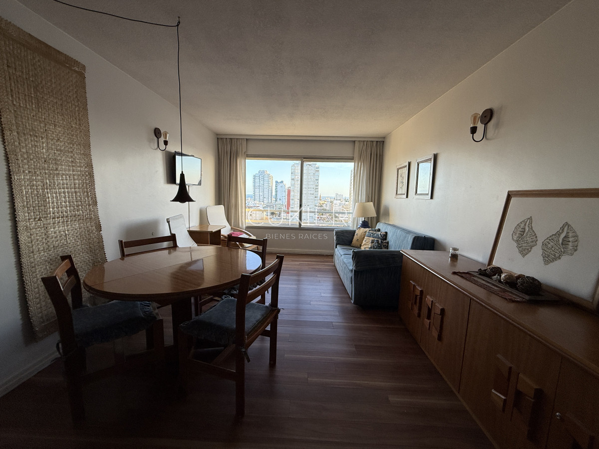 Apartamento ID.529 - Venta departamento 1 y medio dormitorios en Peninsula Punta del Este