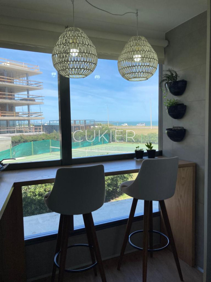 Apartamento ID.1305 - Alquiler temporada apartamento 3 dormitorios en primera linea frente al mar Playa Mansa Punta del Este