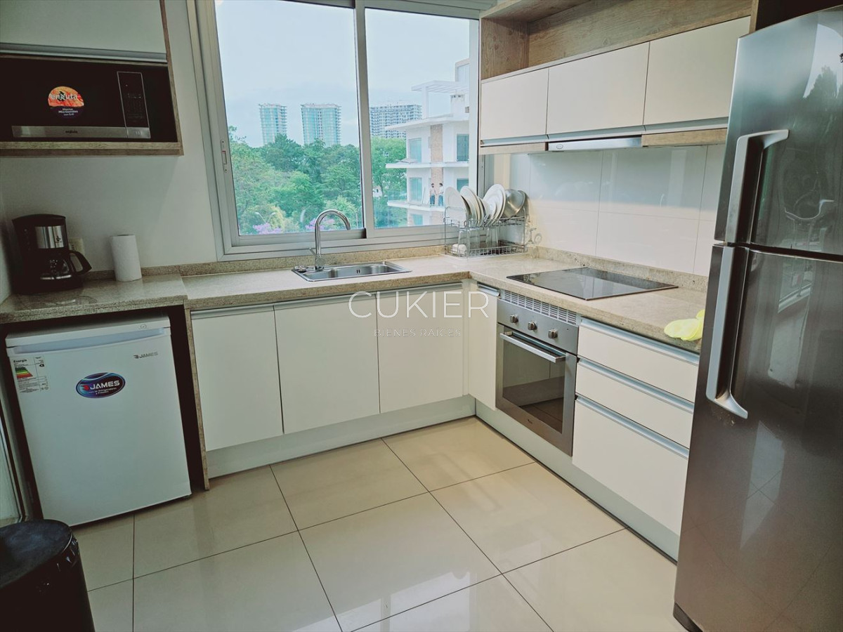 Apartamento ID.2862 - Venta apartamento 2 dormitorios con parrillero propio en Mansa Punta del Este