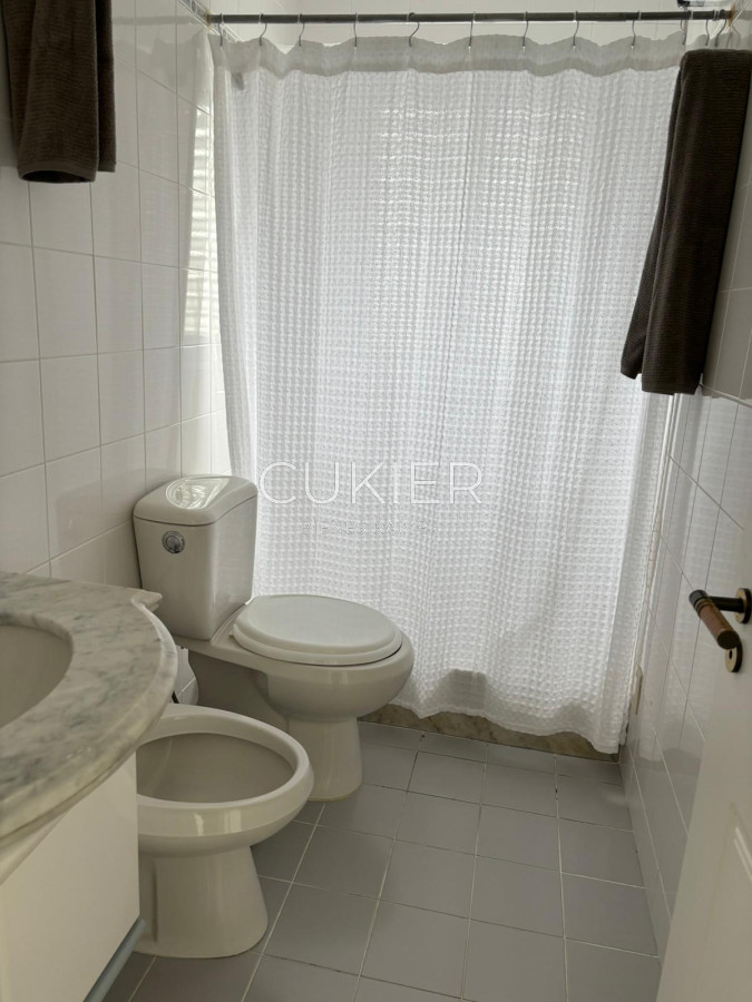 Apartamento ID.3825 - Alquiler Anual apartamento de 2 dormitorios Mansa