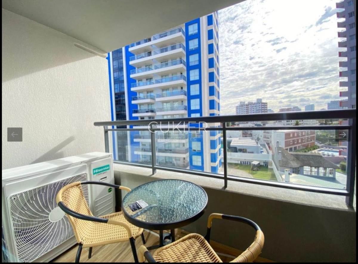 Apartamento ID.4011 - Se vende apartamento 2 dormitorios en edificio moderno con servicios IDEAL RENTA 