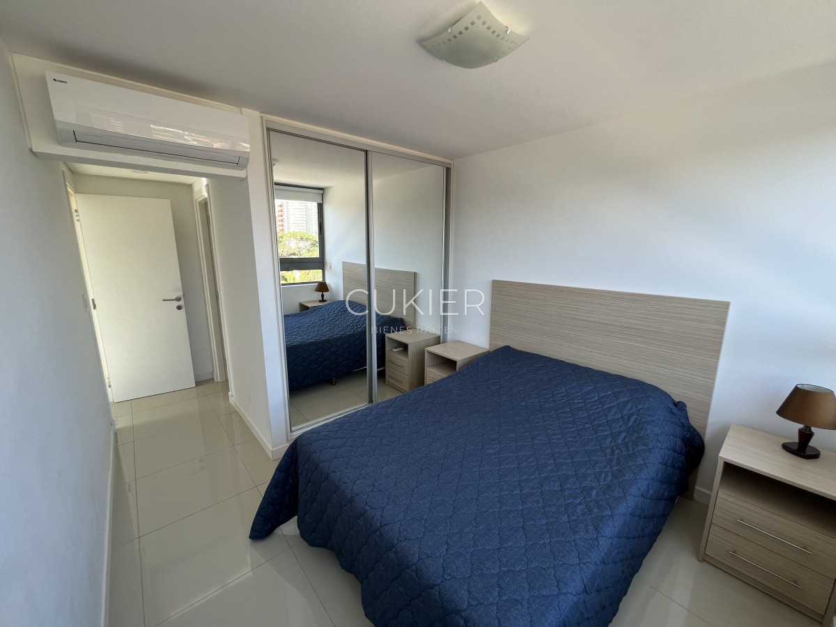 Apartamento ID.1506 - Alquiler de temporada y venta de apartamento 2 dormitorios en edificio de categoría Playa Brava