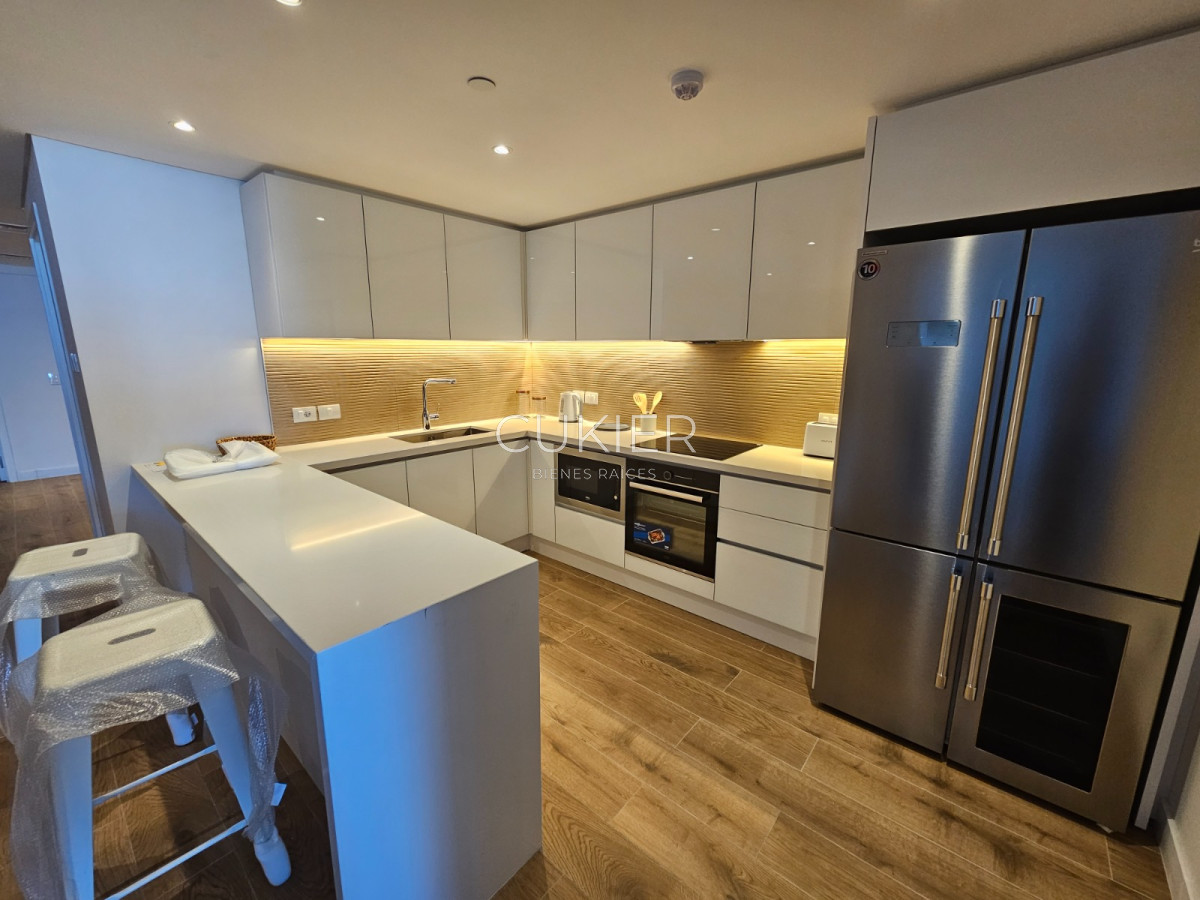 Apartamento ID.3622 - Alquiler anual apartamento 1 dormitorio y medio en torre Trump Tower 