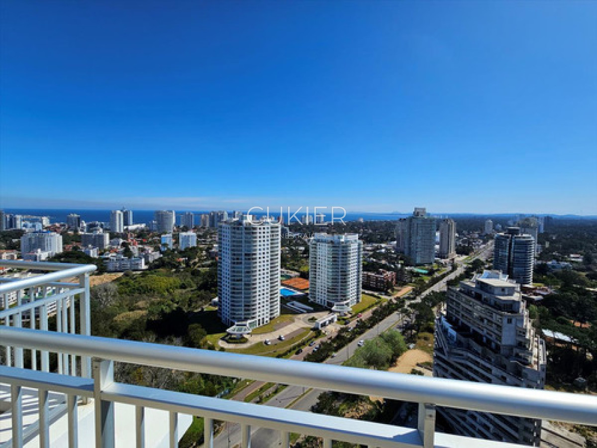 Apartamento ID.4608 - Venta, Penthouse 3 Dormitorios En Suite En Brava Lobos