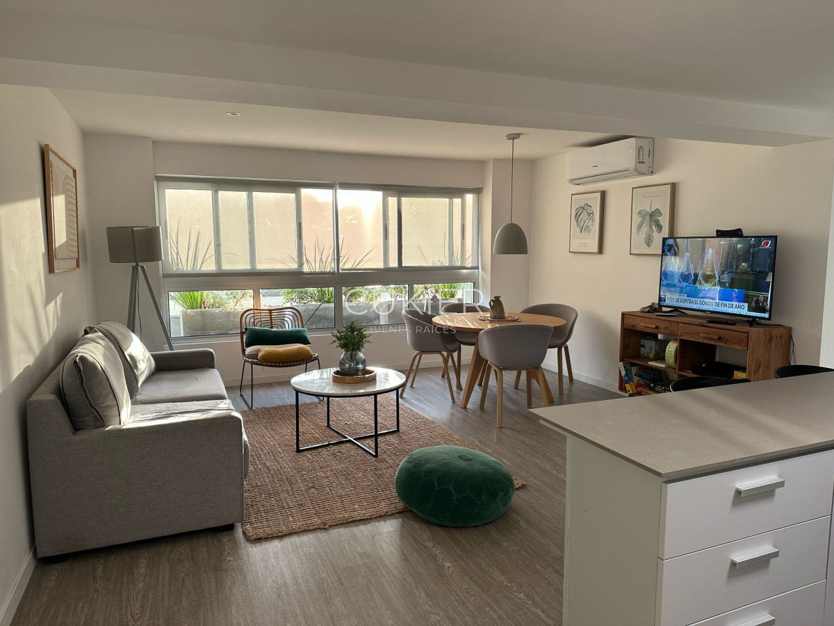 Apartamento ID.4565 - Venta de apartamento 2 dormitorios con terraza propia en edificio con servicios Roosevelt