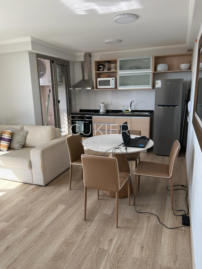 Apartamento ID.1668 - Alquiler anual de apartamento 1 dormitorio en edificio full servicios en Punta del Este 