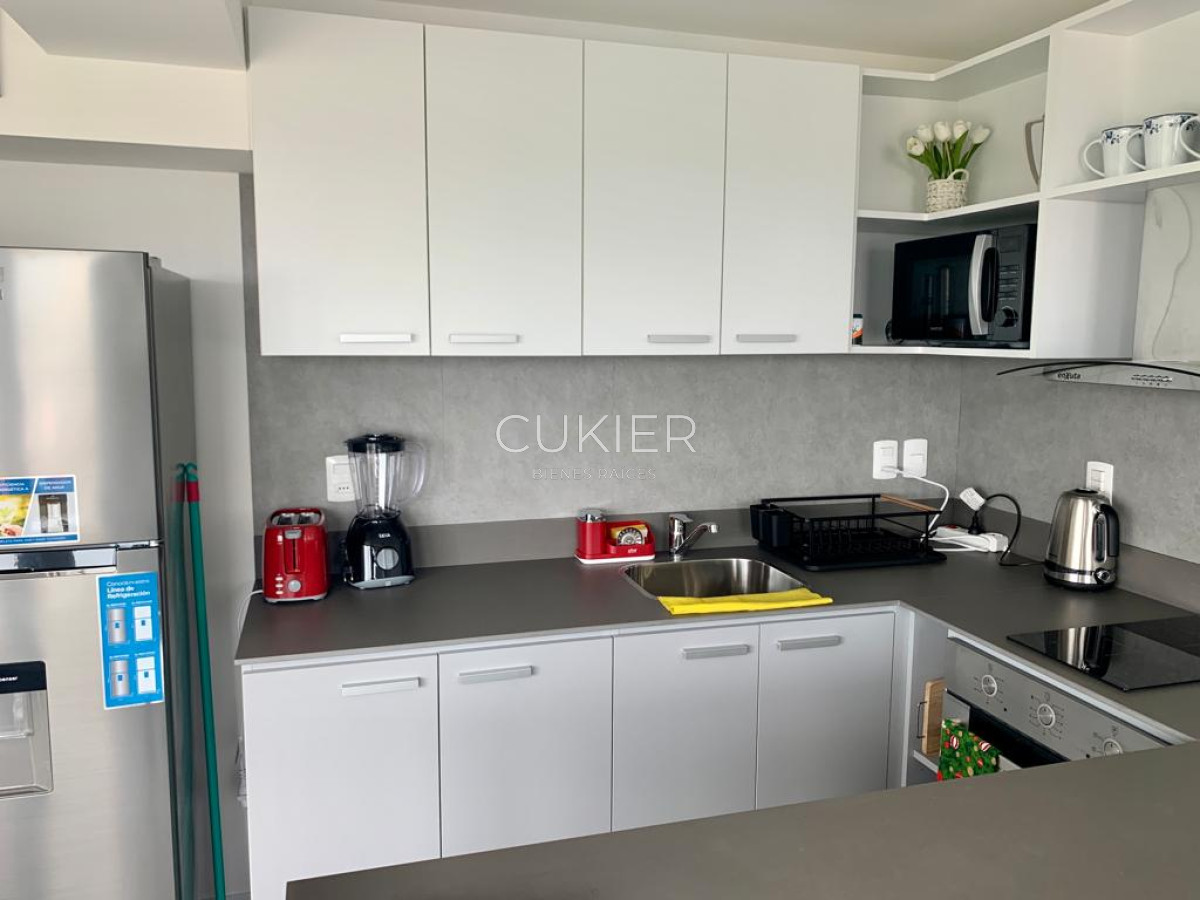 Apartamento ID.1667 - Alquiler anual apartamento 1 dormitorio en edificio con servicios Punta del Este