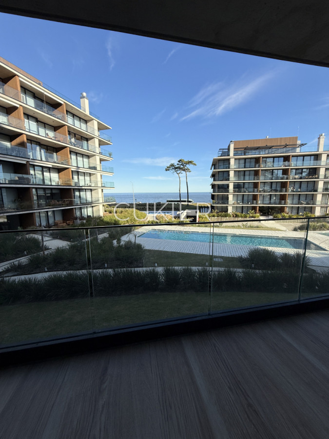 Apartamento ID.4946 - Alquiler anual apartamento 2 dormitorios frente al mar en playa mansa Pinares