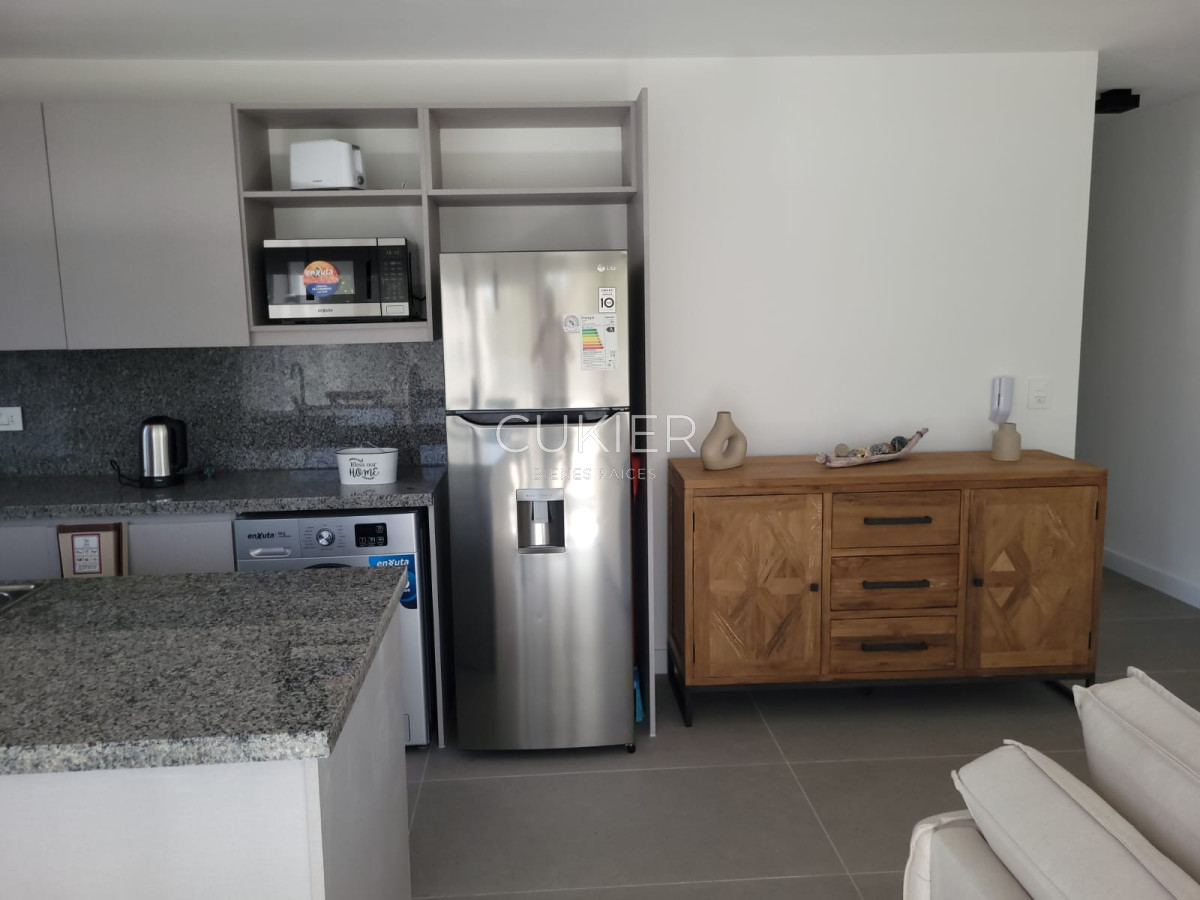 Apartamento ID.2552 - Venta apartamento 1 Dormitorio en edificio moderno con servicios en View I 