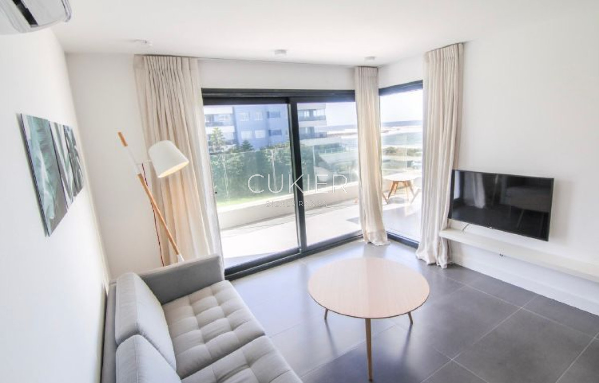 Apartamento ID.1954 - Alquiler invernal en edificio Bonaire, 2 dormitorios, 2 baños.