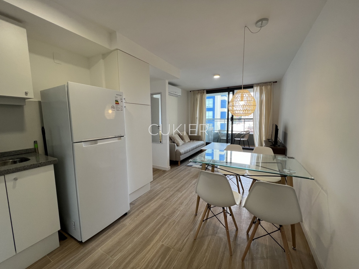 Apartamento ID.2154 - Venta apartamento 2 dormitorios ideal renta en edificio moderno con servicios Aidy grill Punta del Este