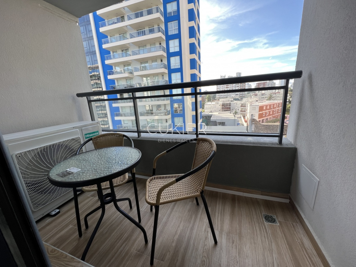 Apartamento ID.2154 - Venta apartamento 2 dormitorios ideal renta en edificio moderno con servicios Aidy grill Punta del Este