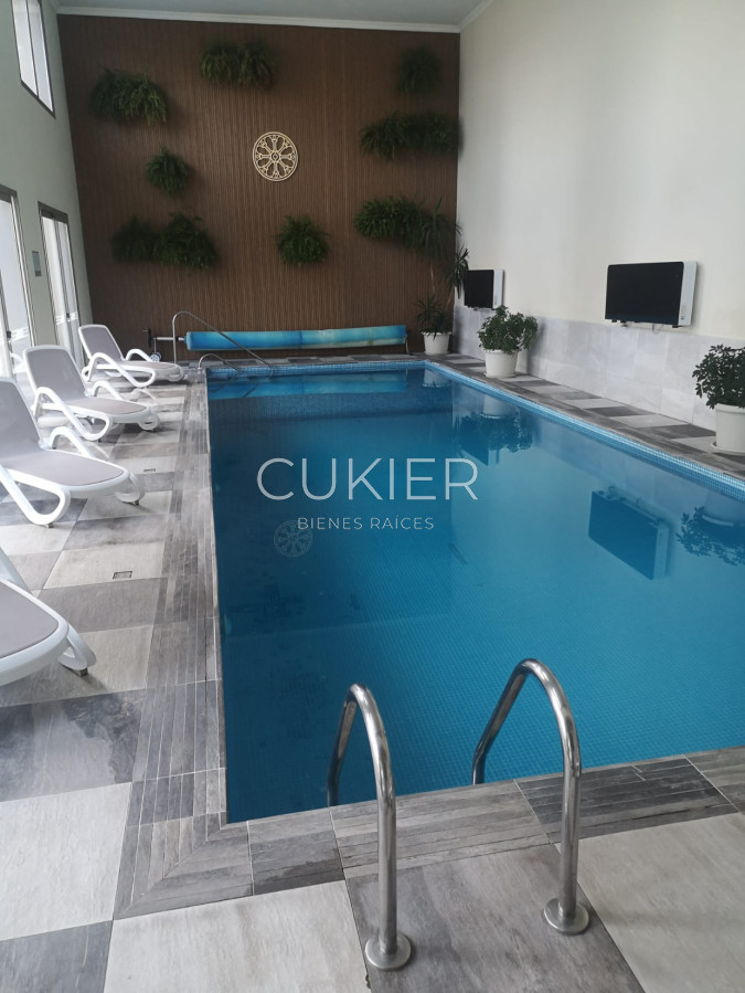 Apartamento ID.1669 - Alquiler anual apartamento 2 dormitorios en edificio full servicios en Punta del este 