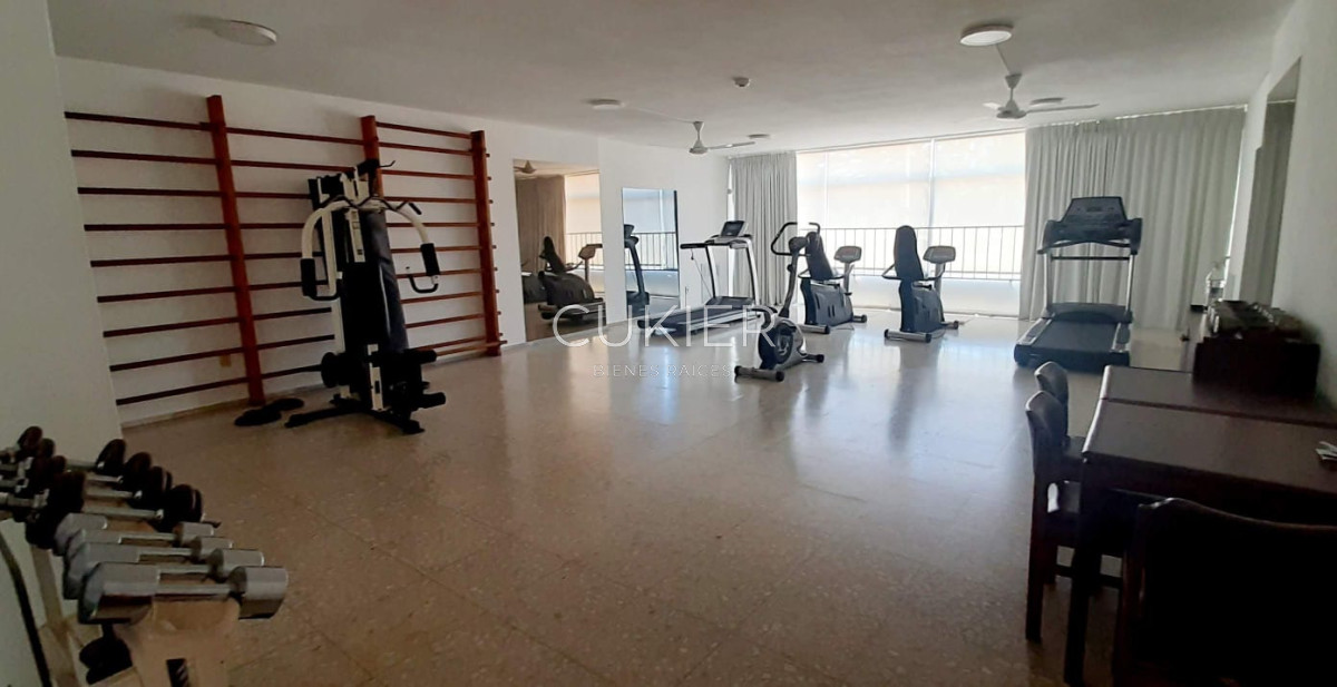 Apartamento ID.529 - Venta departamento 1 y medio dormitorios en Peninsula Punta del Este