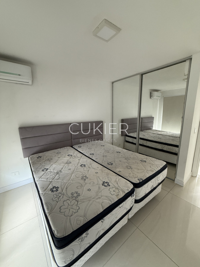 Apartamento ID.4546 - Venta y alquiler anual o invernal de apartamento 2 dormitorios frente al mar en playa mansa 