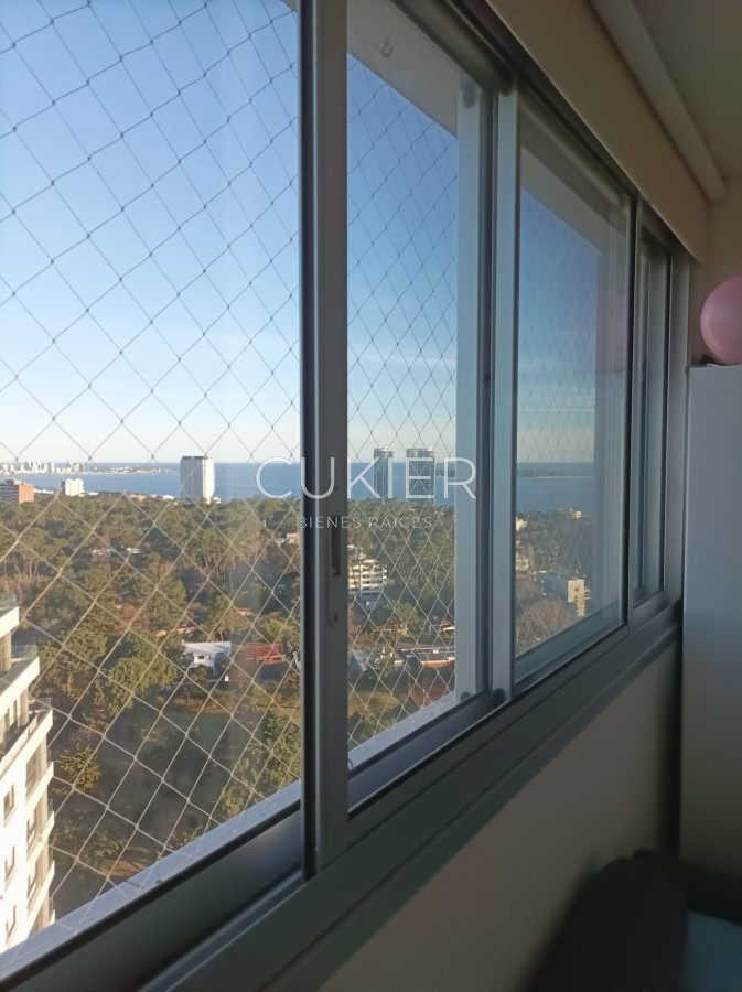 Apartamento ID.886 - Venta de apartamento 2 dormitorios en edificio con servicios 