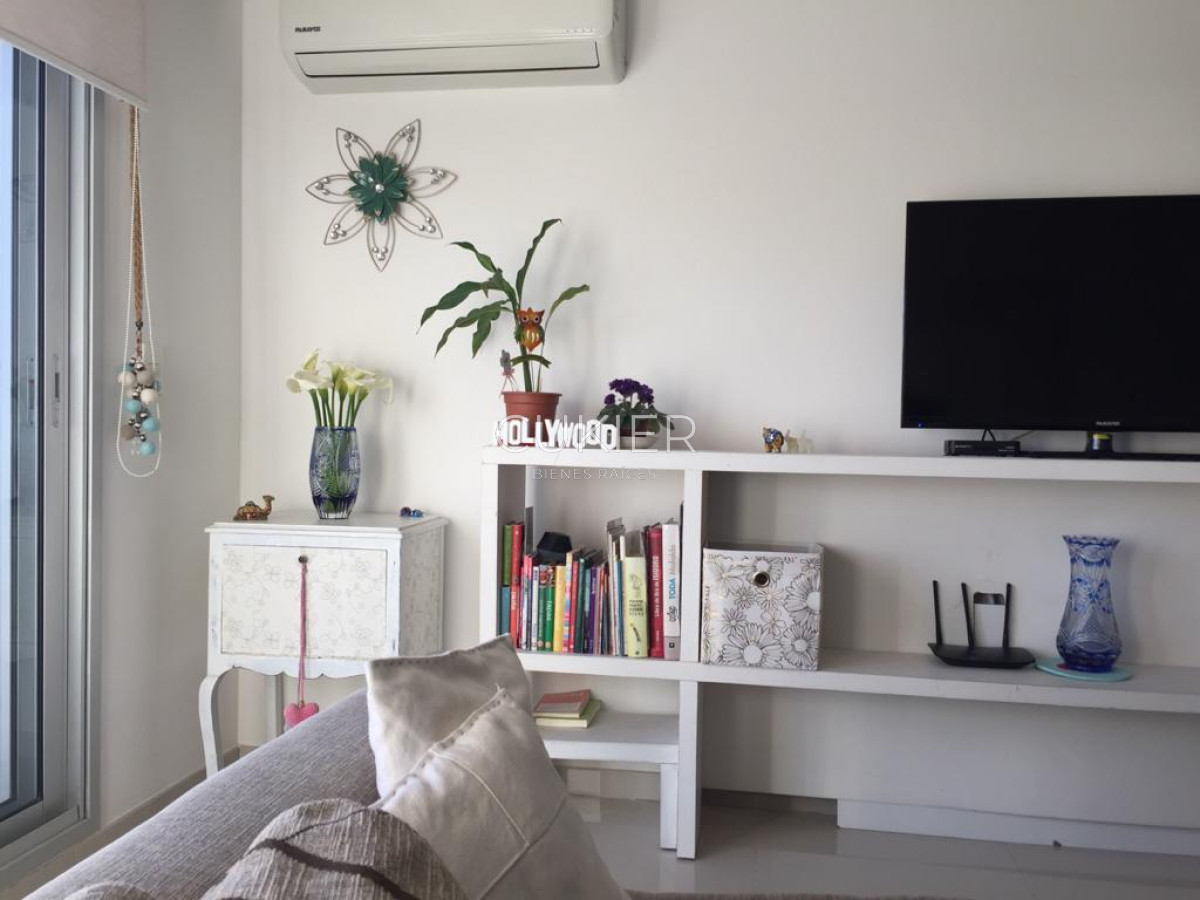 Apartamento ID.1982 - Venta y alquiler anual de apartamento 3 dormitorios en edificio con servicios Roosevelt 