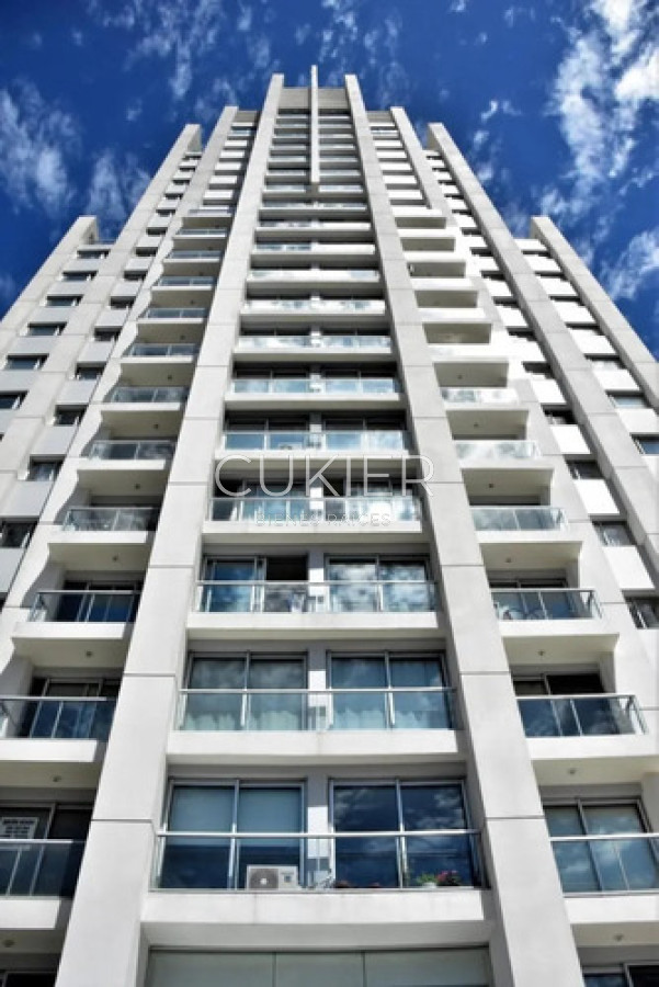 Apartamento ID.1982 - Venta y alquiler anual de apartamento 3 dormitorios en edificio con servicios Roosevelt 