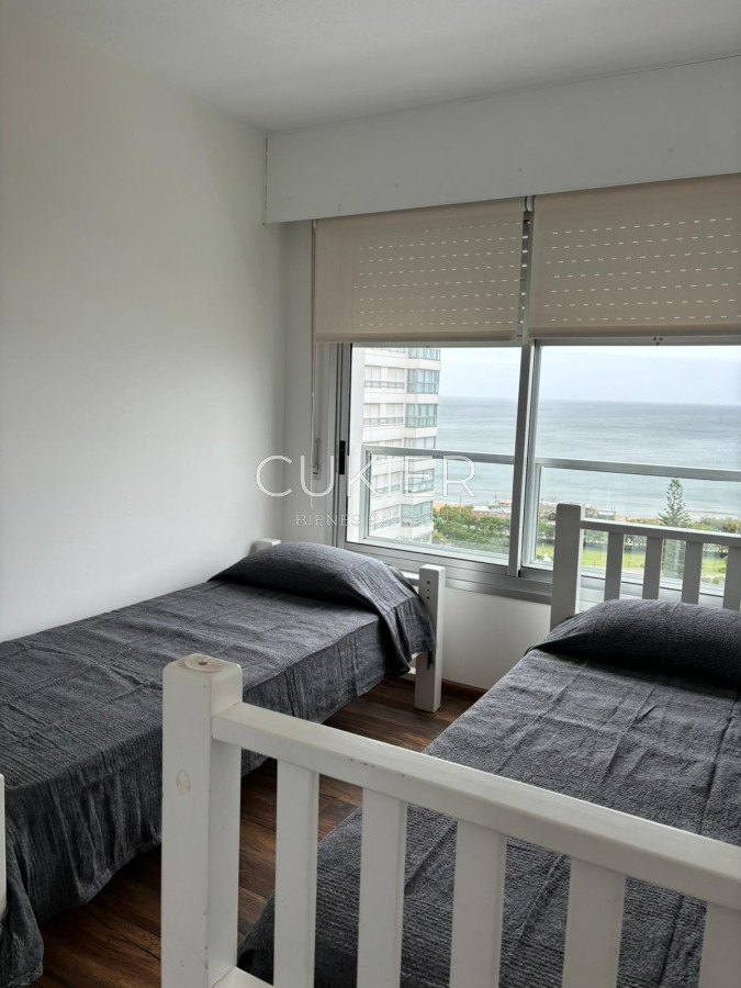 Apartamento ID.3825 - Alquiler Anual apartamento de 2 dormitorios Mansa