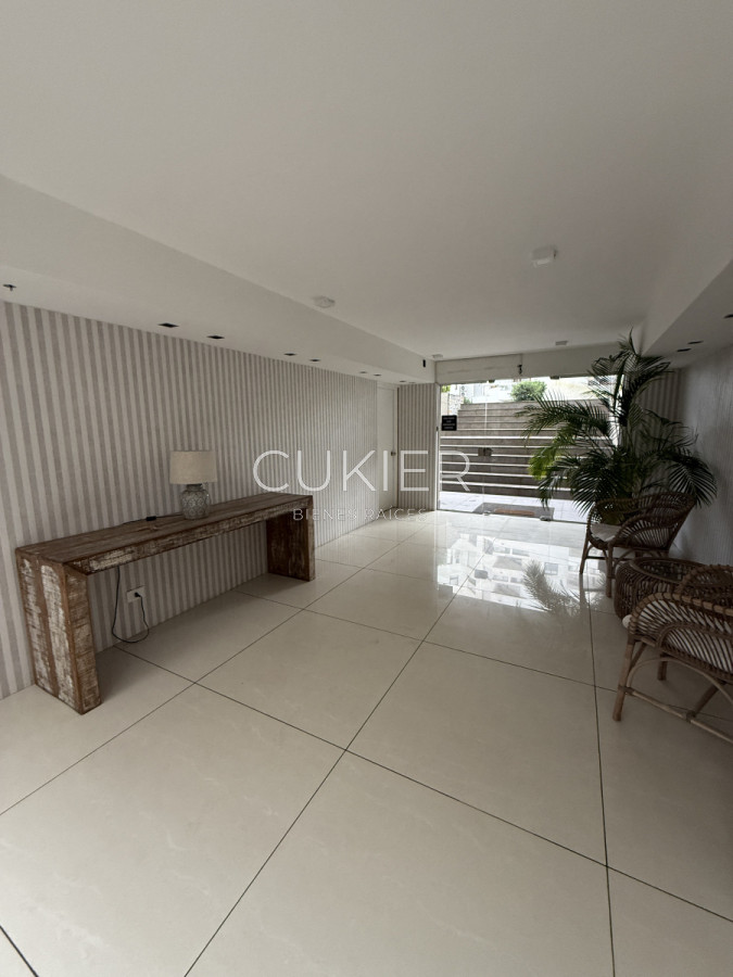 Apartamento ID.4548 - Alquiler anual e invernal apartamento monoambiente con parrillero frente al mar en playa mansa 