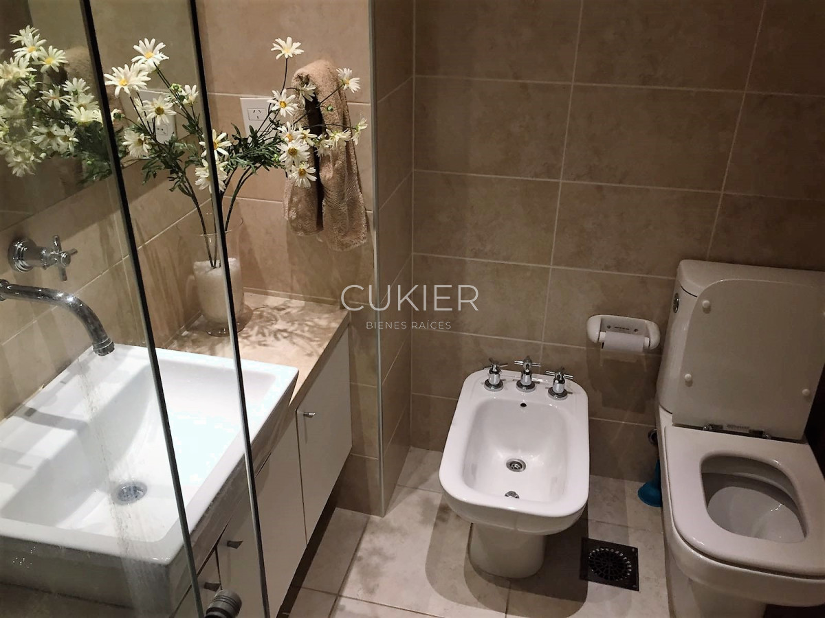 Apartamento ID.3537 - Venta apartamento 3 dormitorios y dependencia en Playa Brava a 100 m del mar 