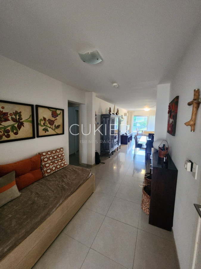 Apartamento ID.4389 - Alquiler anual de apartamento 2 dormitorios en Altos del Golf rincón del indio 
