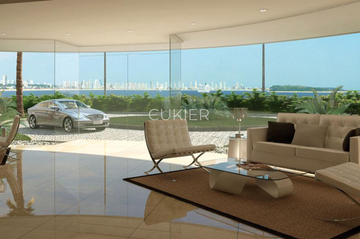 Apartamento ID.3593 - Venta en Punta Del Este frente al mar 1 dormitorio.