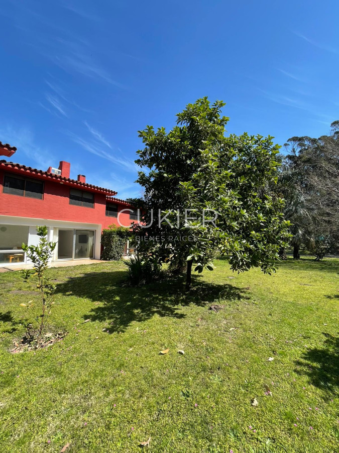 Casa ID.2425 - Alquiler Anual y temporada Casa 3 dormitorios Solanas