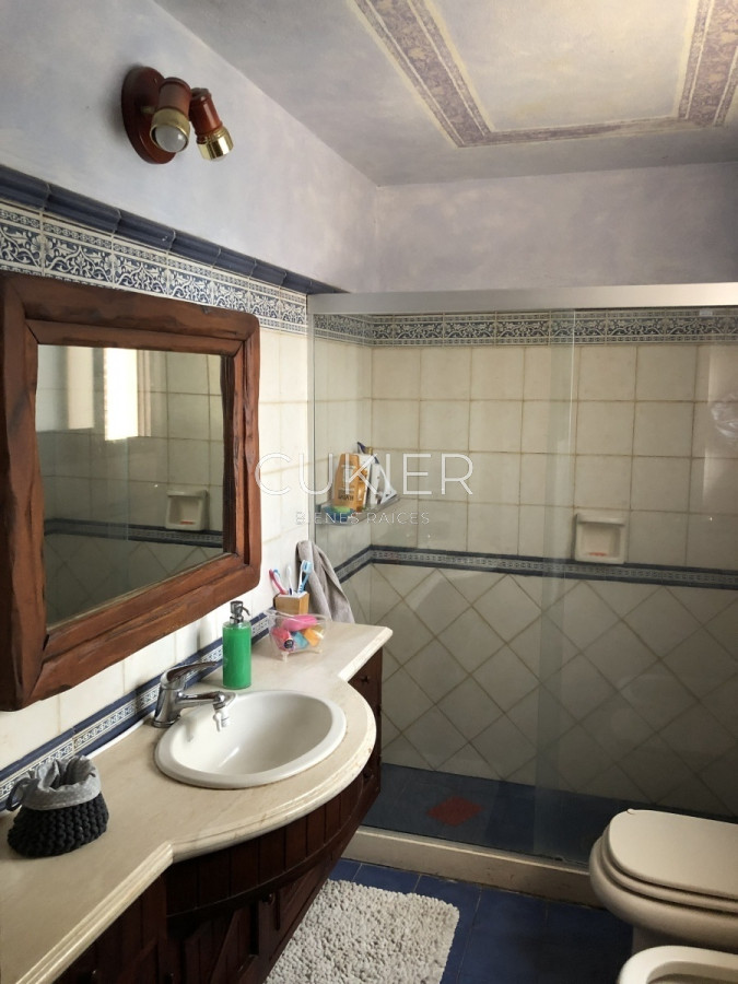 Casa ID.249 - Alquiler de temporada de espectacular casa de 4 dormitorios en Pinares Punta del Este 