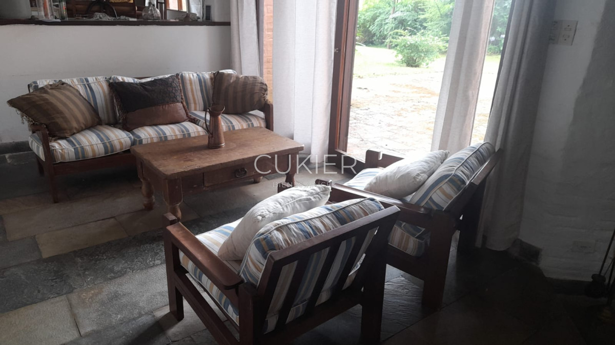 Casa ID.1387 - Alquiler invernal de casa 4 dormitorios en San Rafael Punta del Este