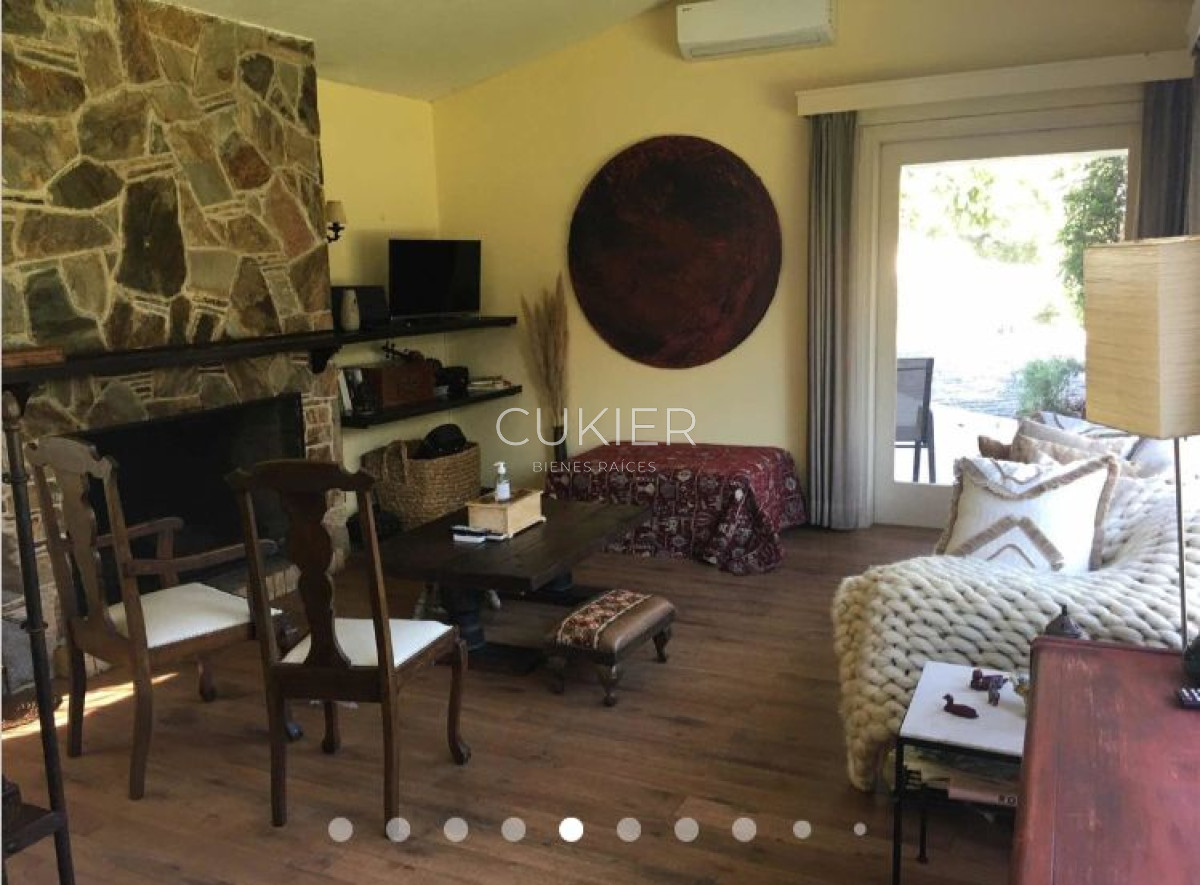Casa ID.1535 - Alquiler anual de casa 3 dormitorios en Jardines de Cordoba Punta del Este
