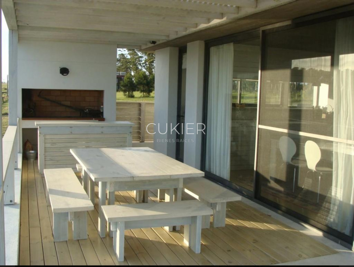 Casa ID.3068 - VENTA en Jose Ignacio