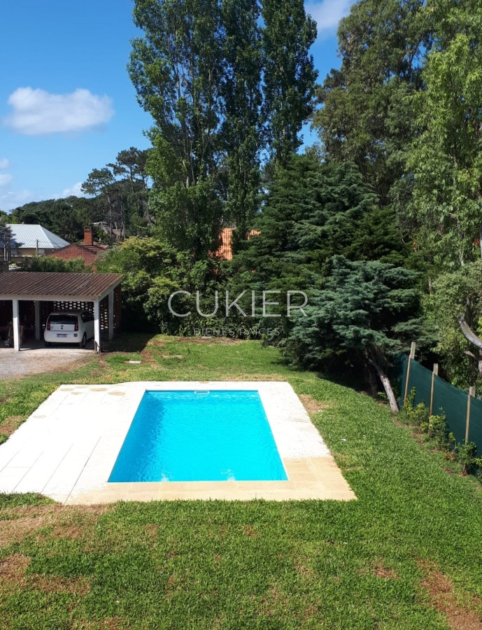 Casa ID.2634 - Alquiler de temporada - Chalet con piscina - 14 personas en San Rafael