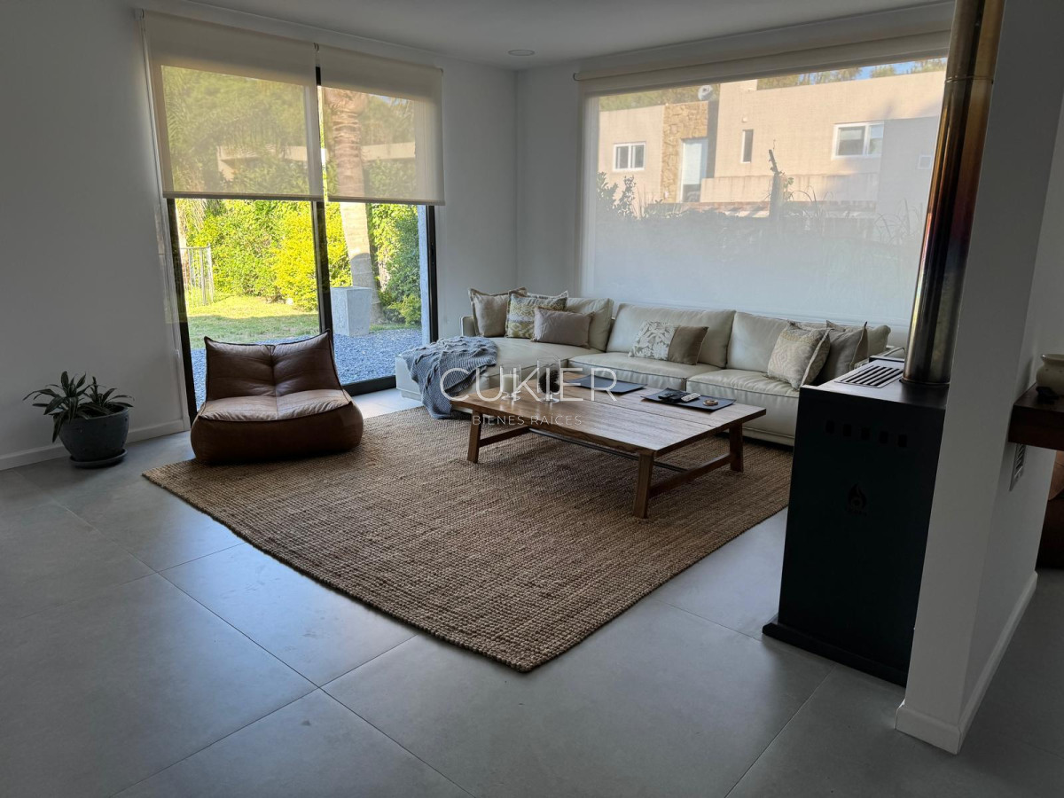 Casa ID.4236 - alquiler temporario de casa 2 dormitorios con piscina en barrio privado la residence