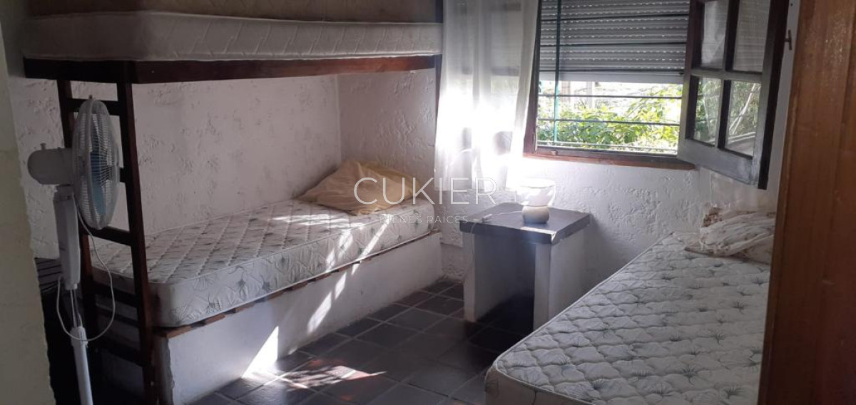 Casa ID.2719 - Casa en Pinares 2 dormitorios con piscina climatizada en alquiler de temporada