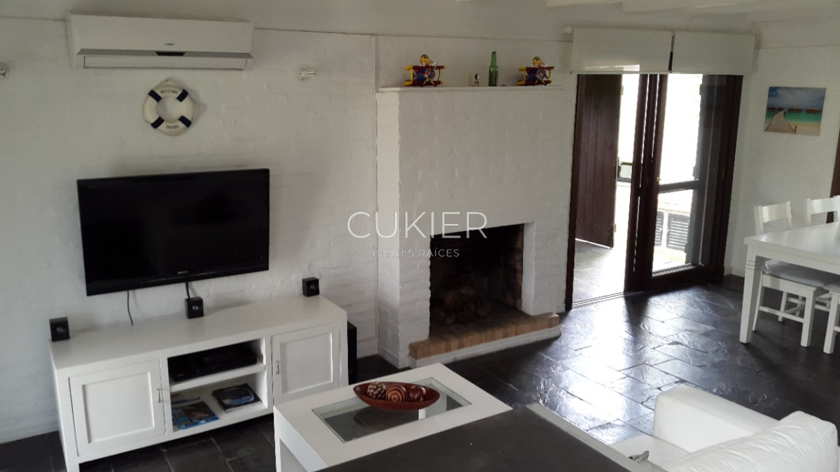 Casa ID.1717 - Alquiler temporada y anual de casa 2 dormitorios duplex en barrio privado punta del este