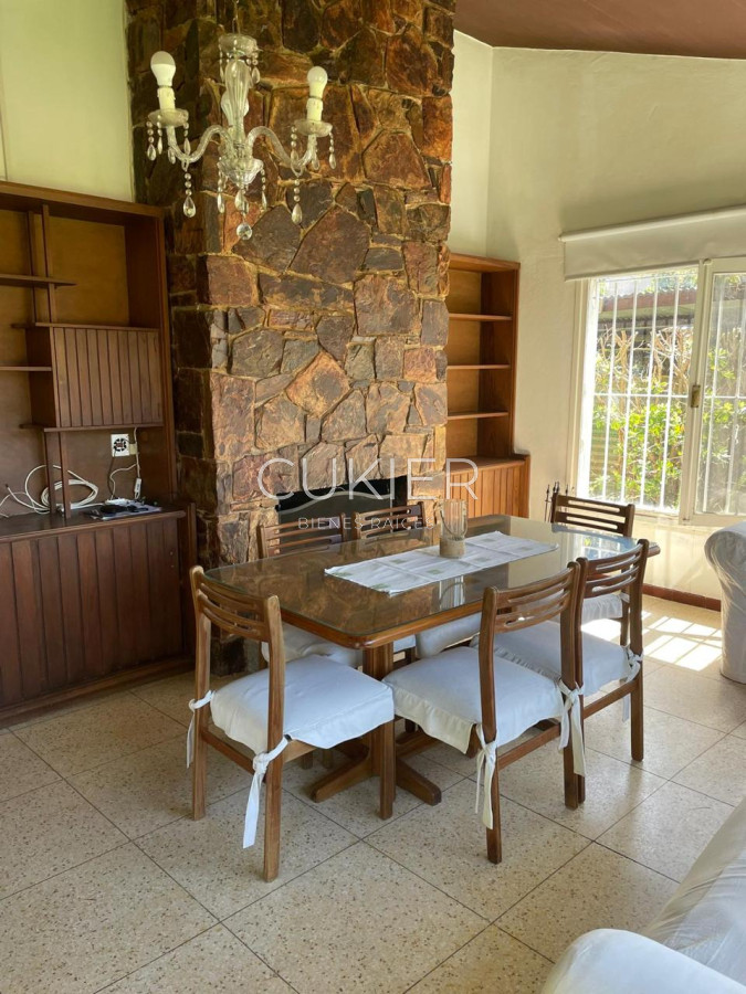 Casa ID.4757 - Alquiler anual casa 3 dormitorios en excelente zona de servicios Aidy Grill